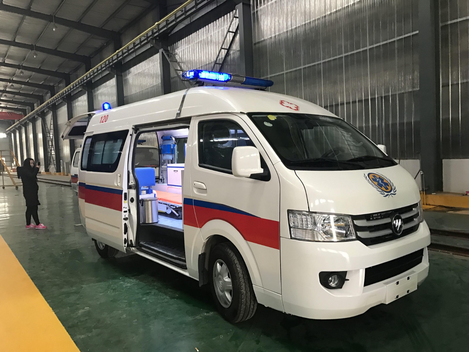 雄县救护车转院